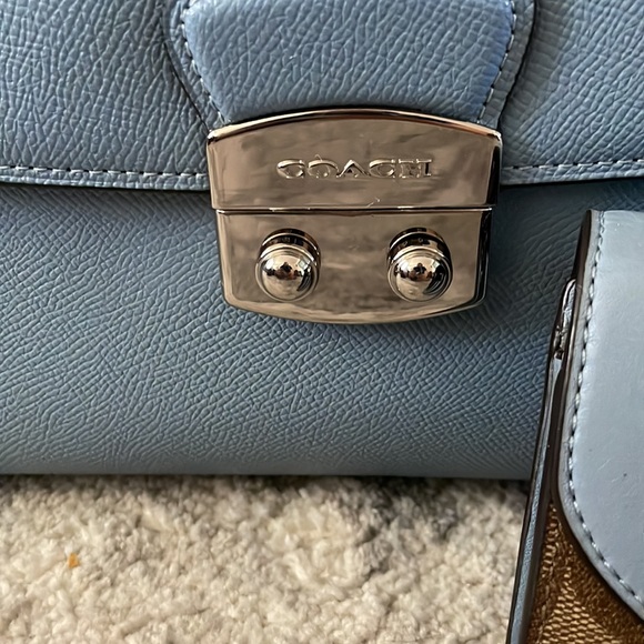 Coach purse and wallet - Picture 2 of 7